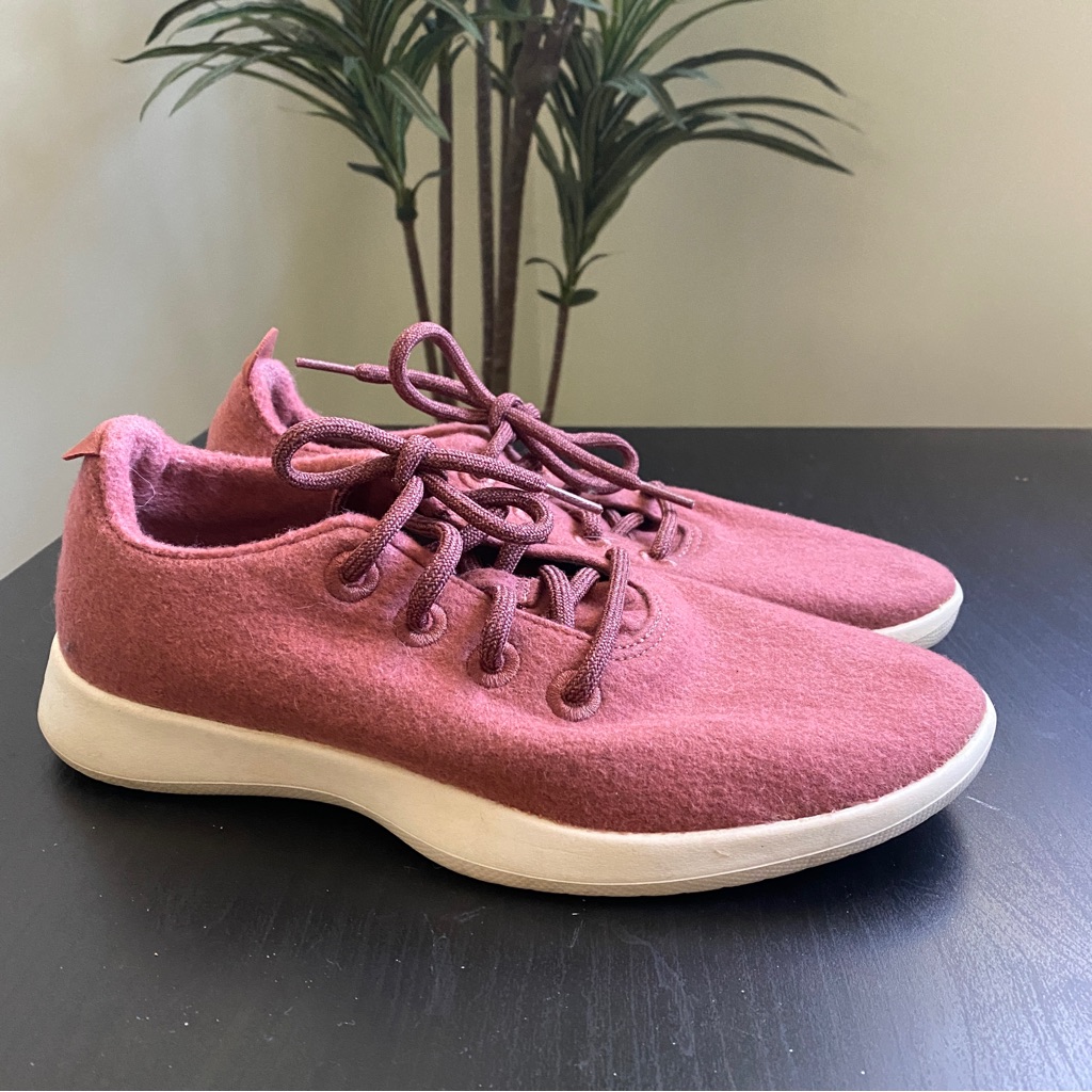 Allbirds Wool Runners Size 10 Or Mens 8 Brick Red / Dusty Rose Color